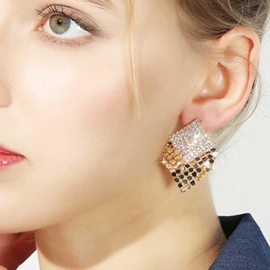 Metal Tassel Stud Earrings in gold
