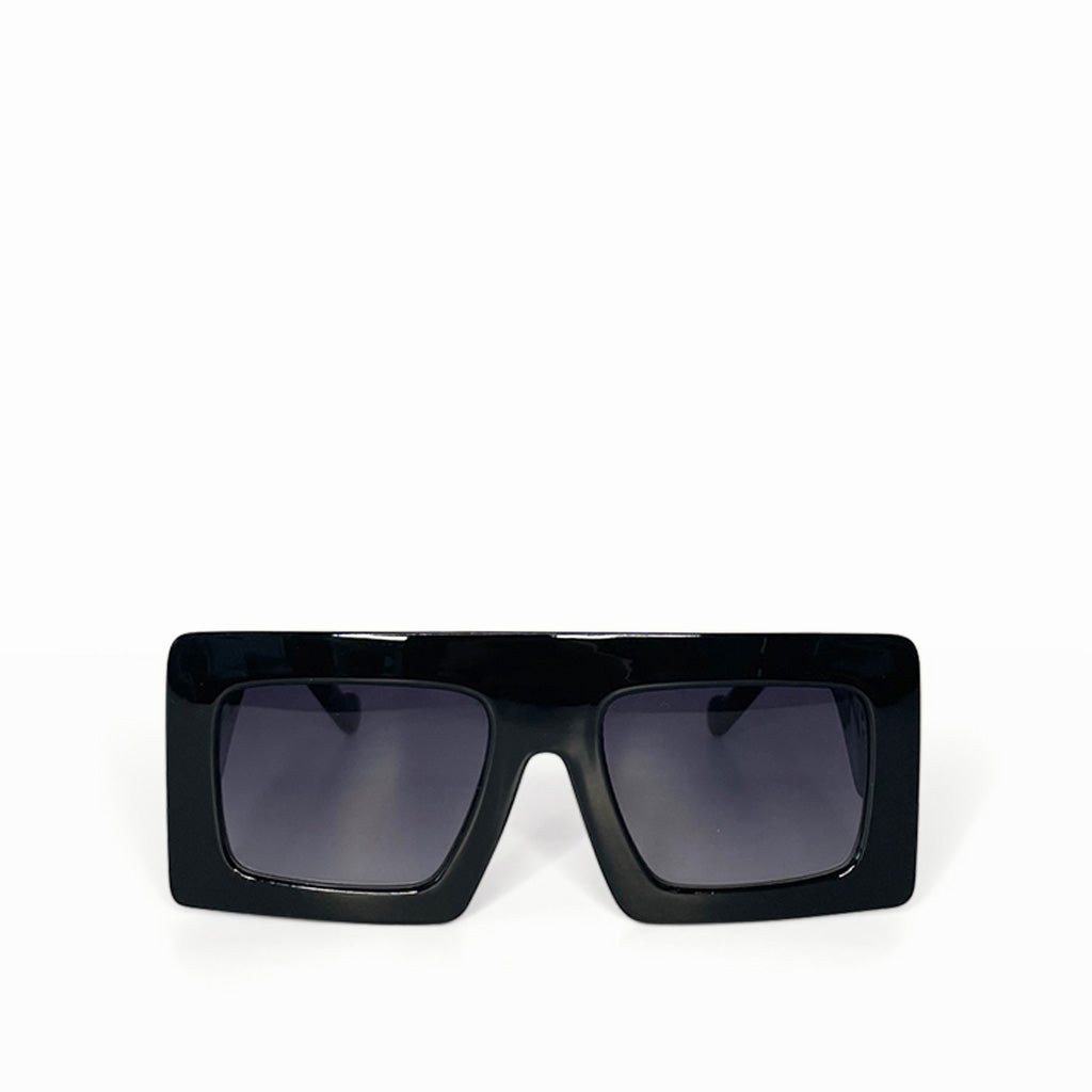 Classic Oversized Square Sunglasses in black
