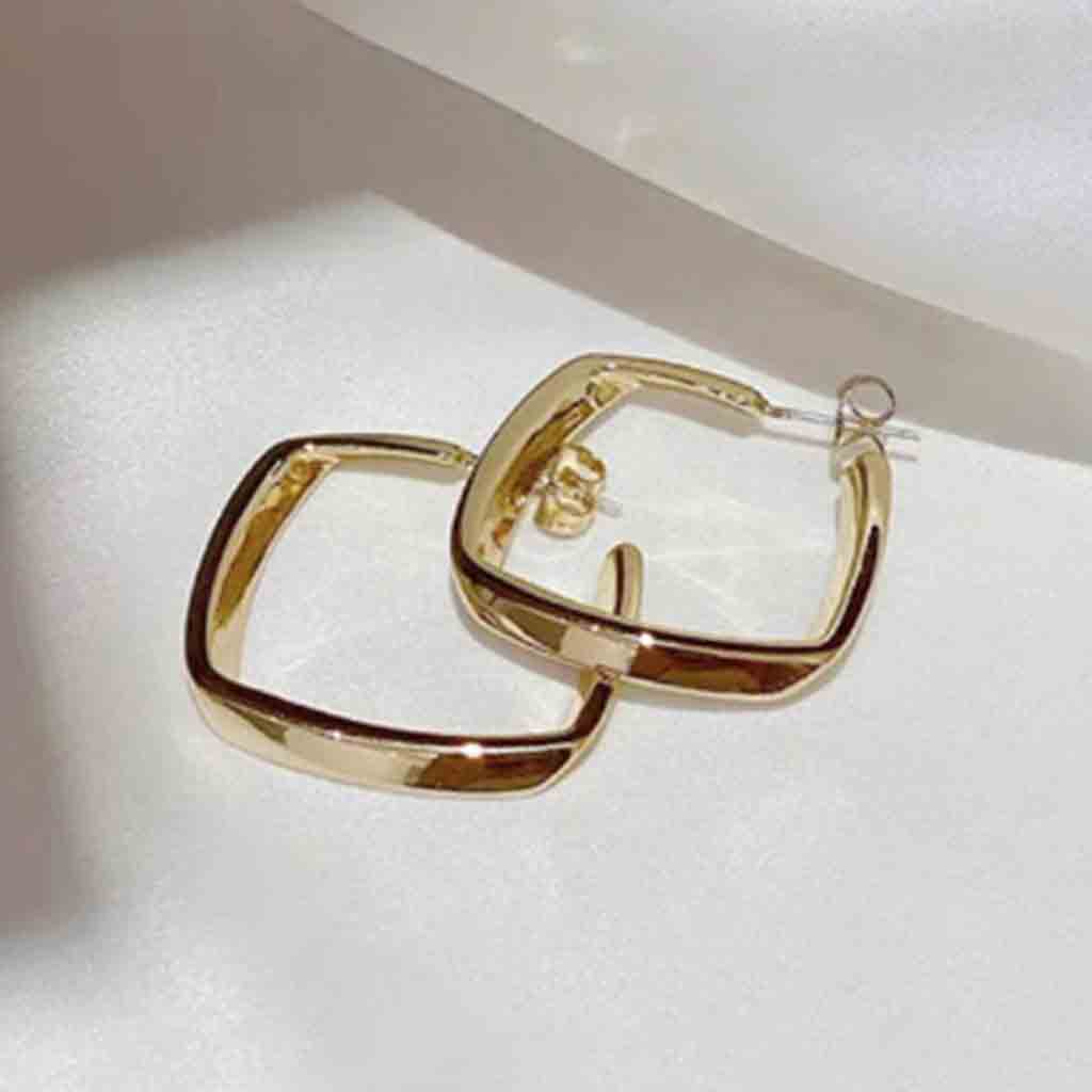 Large Square Hoop Earrings in gold
