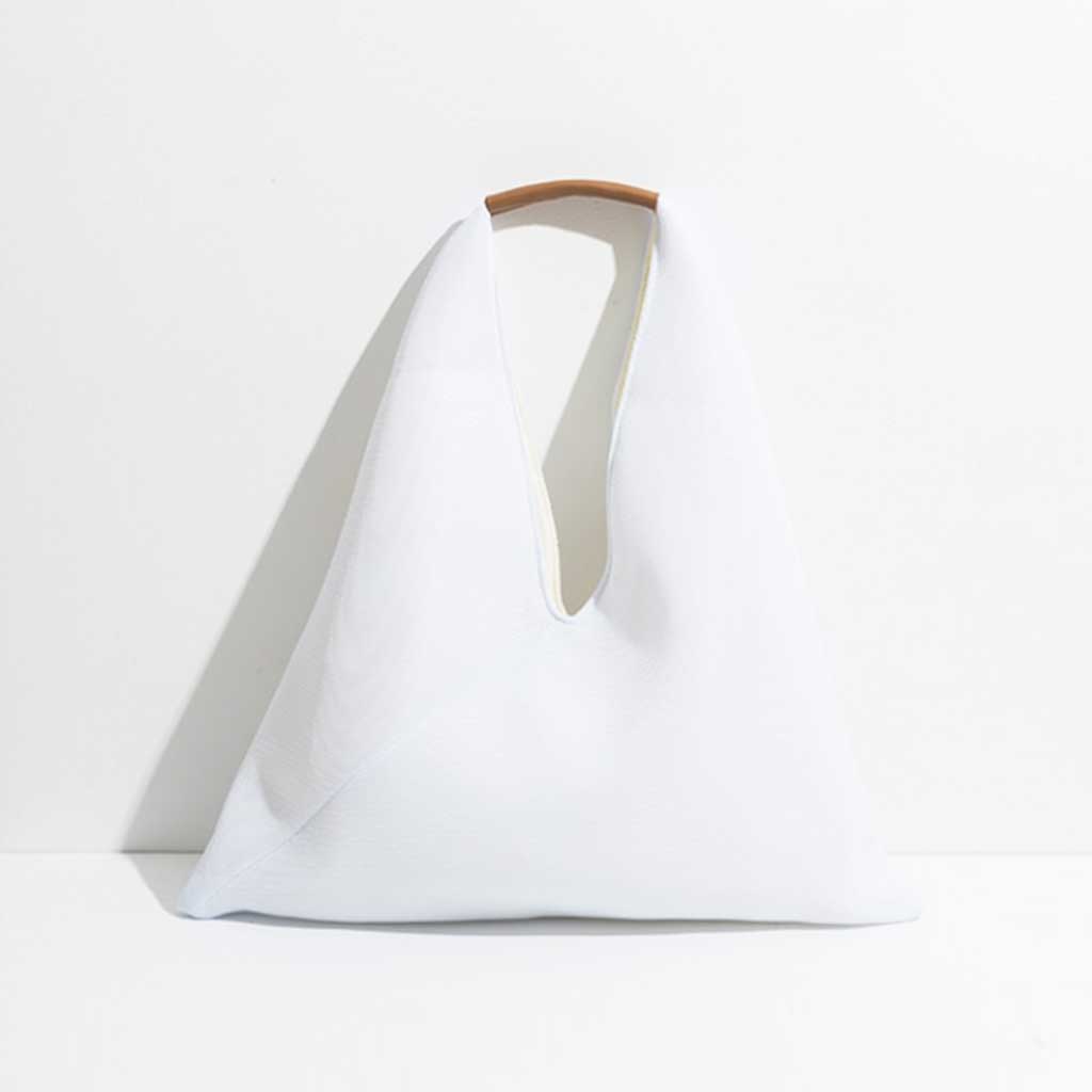 The Soleil Mesh Lightweight Shoulder Bag in white